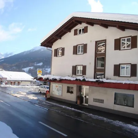 Old-jnn Hotel 2*