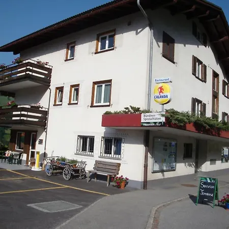 Hotel Old-jnn Saas im Prattigau