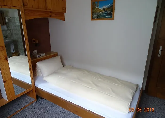 Old-jnn Saas im Prattigau