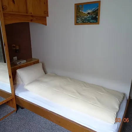 Old-jnn Saas im Prattigau