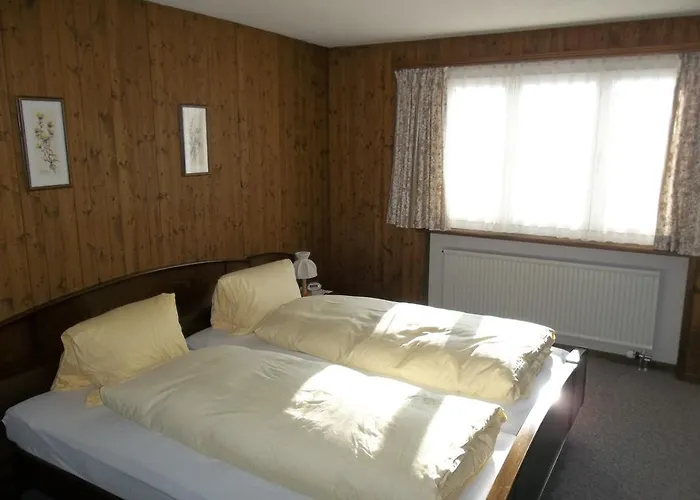 Old-jnn Otel Saas im Prattigau